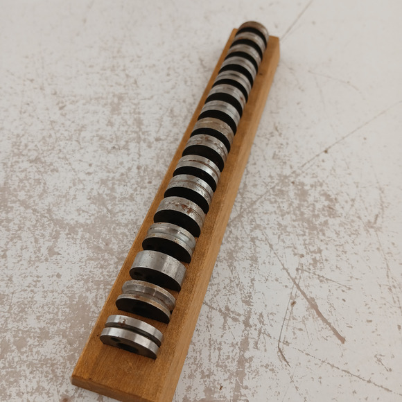 Superior Ring Enlarger Jewelry Jeweler Tool No. 39-618 with 16 Dies Ring Sizer - Picture 7 of 9